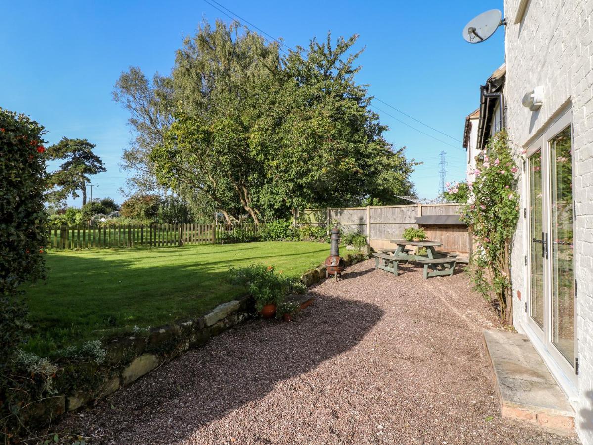 Bluebell Cottage Rugeley Bagian luar foto