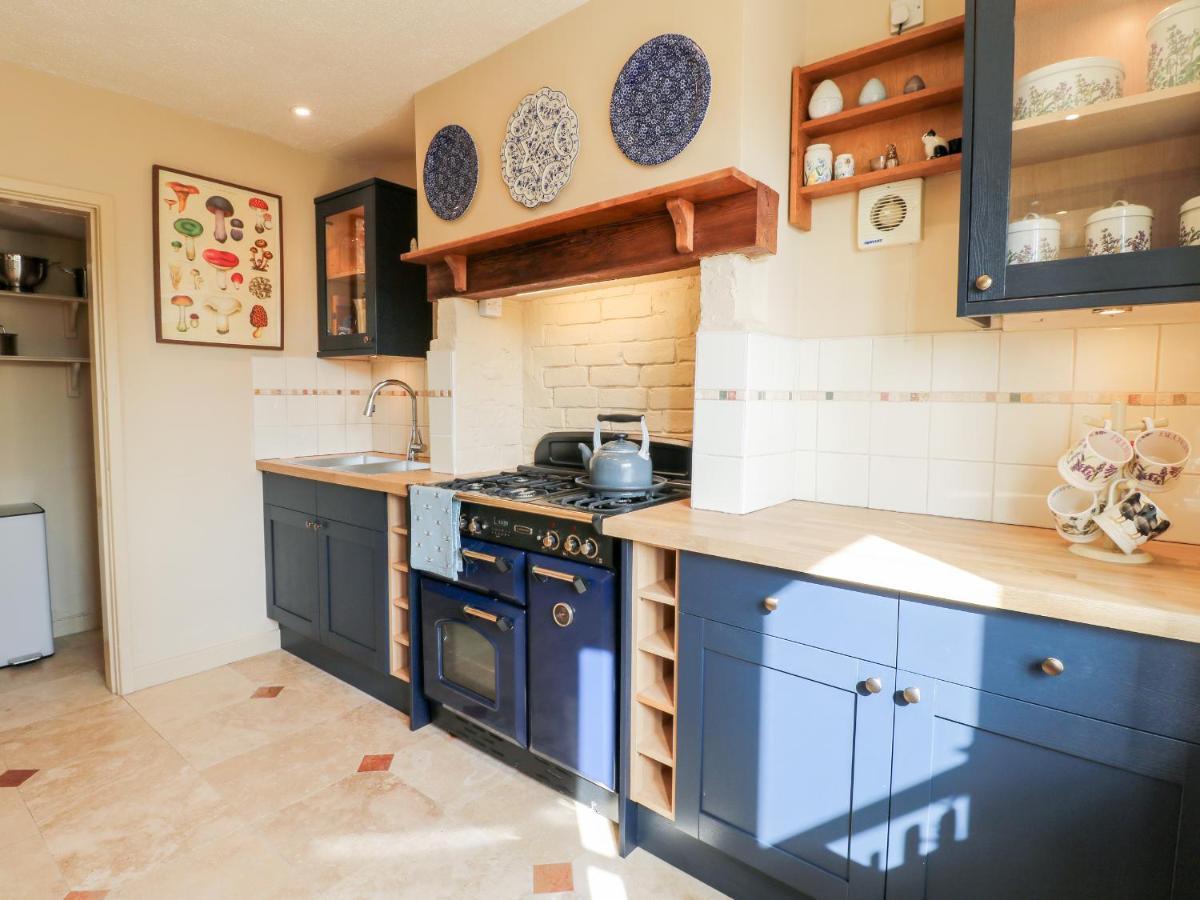 Bluebell Cottage Rugeley Bagian luar foto