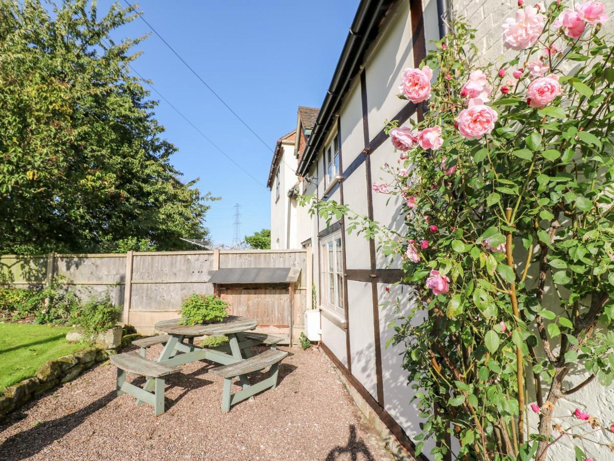 Bluebell Cottage Rugeley Bagian luar foto